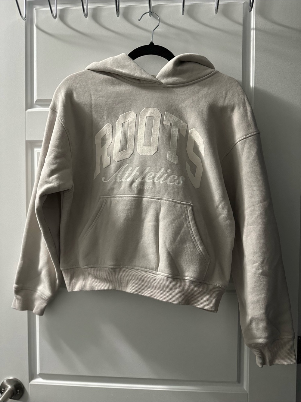 Roots XS Sweatshirt Hoodie with Athletics Logo